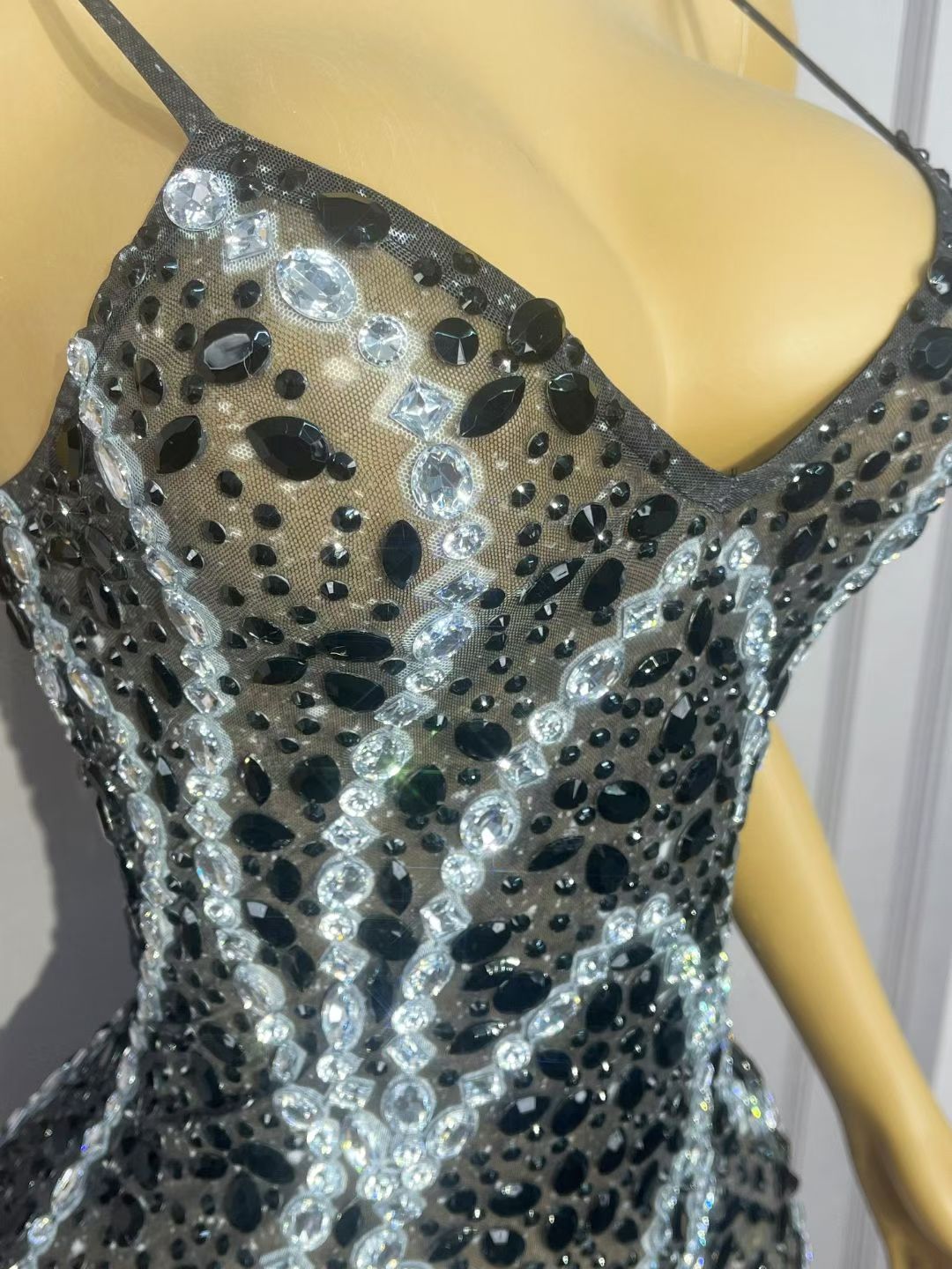CELESINYI Heixuanfeng Crystal Diamond Storm Mini Dress