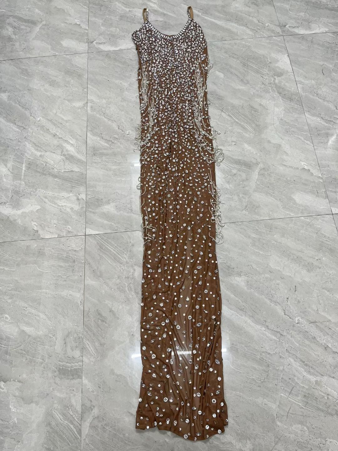 CELESINYI Xingqi Crystal White Deep Skin Gown
