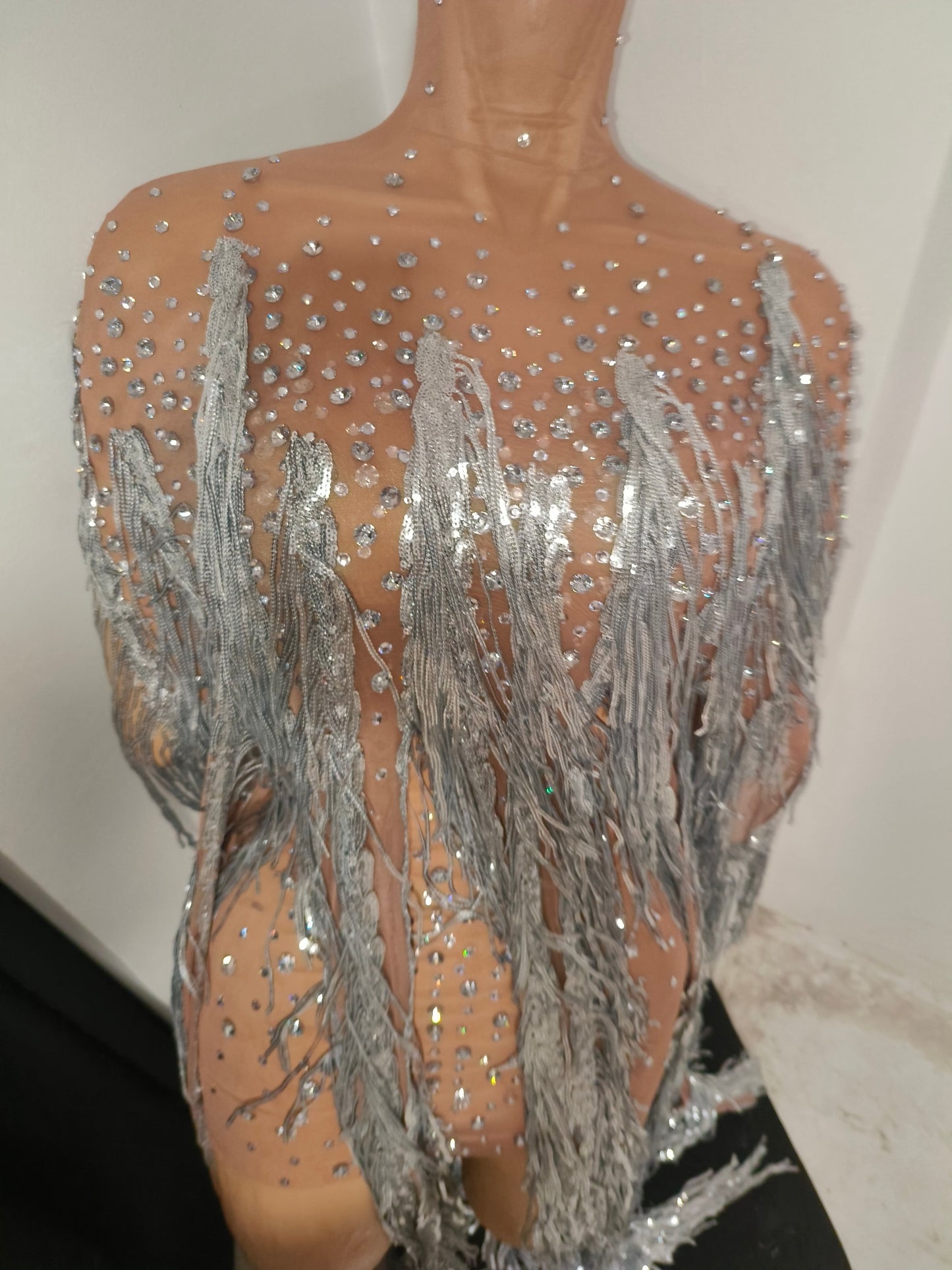 CELESINYI Yusan Crystal Gold Fringe Cape Set