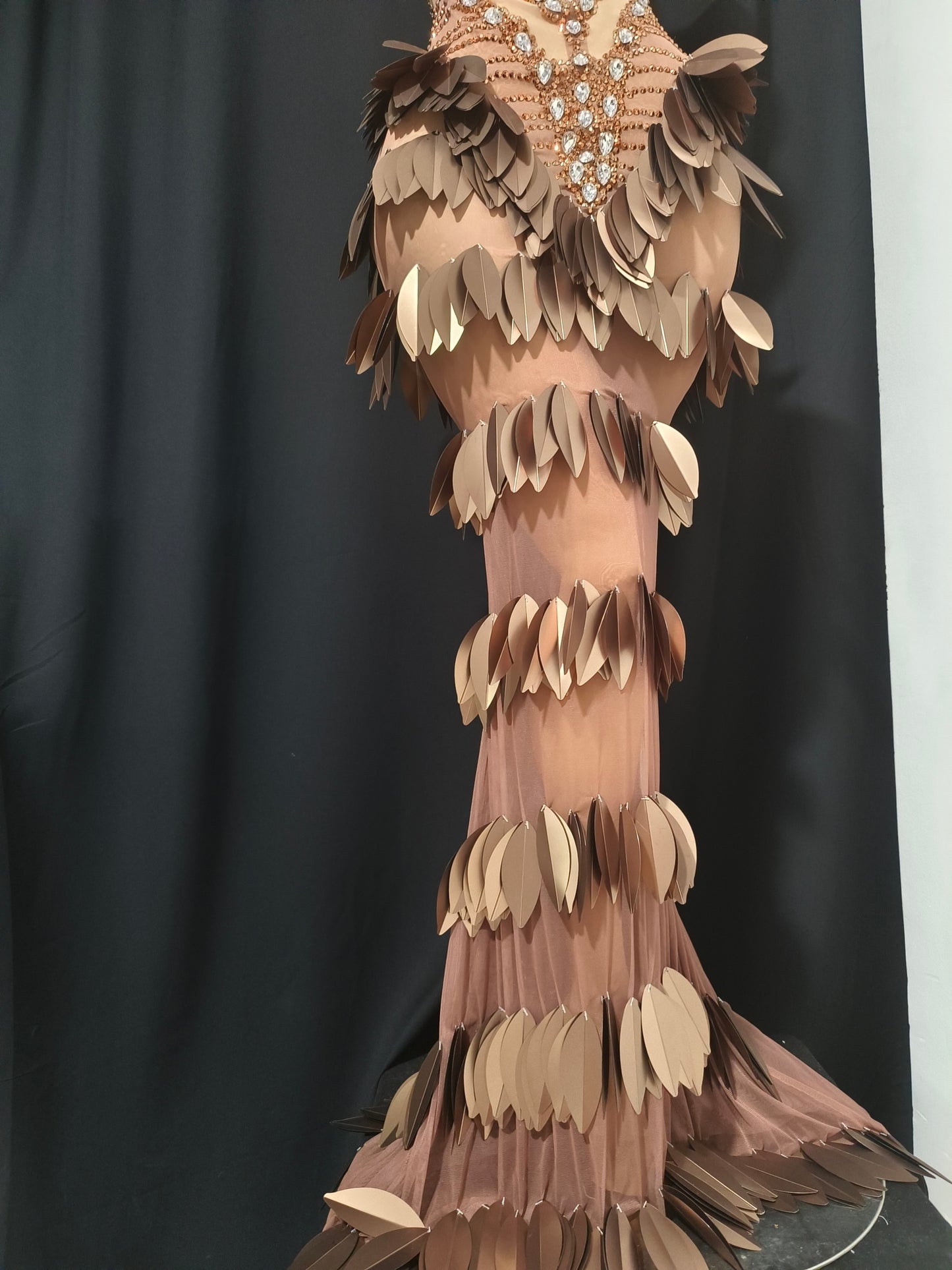 CELESINYI Chaye Crystal Copper Leaf Mermaid Gown