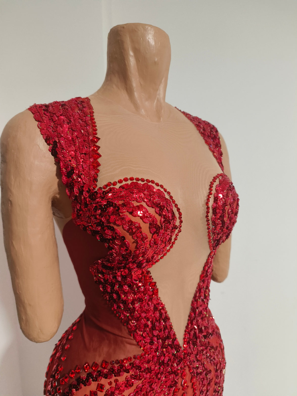 CELESINYI Meili Crystal Red Deep V Gown