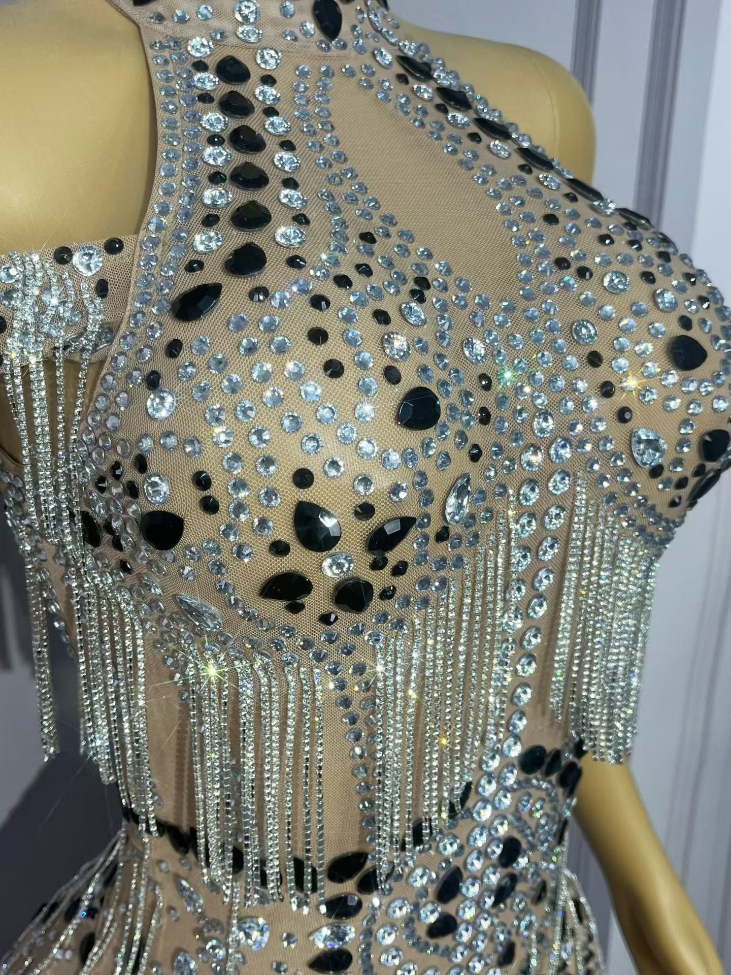 CELESINYI Shuiliandong Crystal Waterfall Fringe Bodysuit