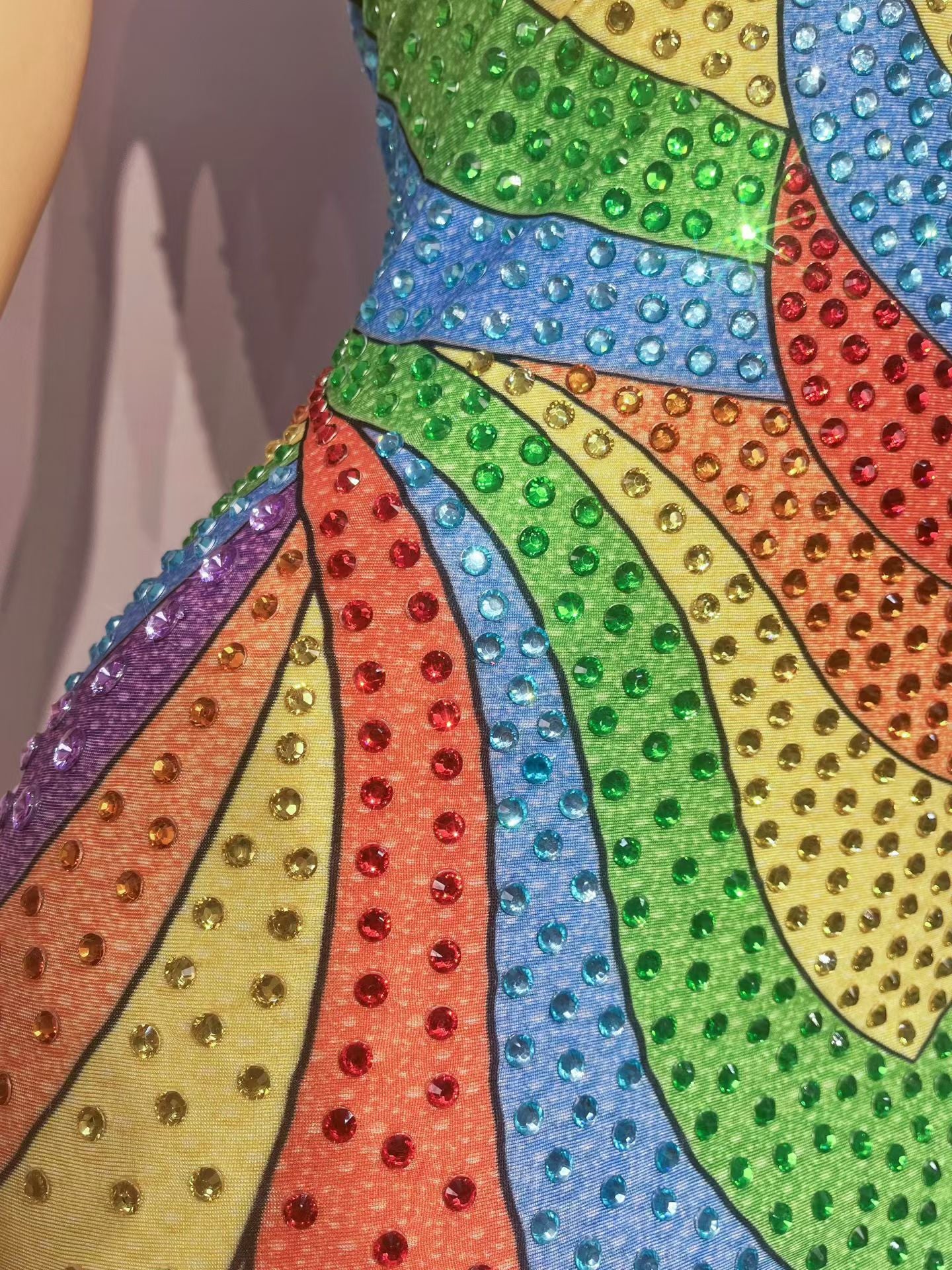 CELESINYI Liuseiguang Crystal Rainbow Gradient Bodycon Gown