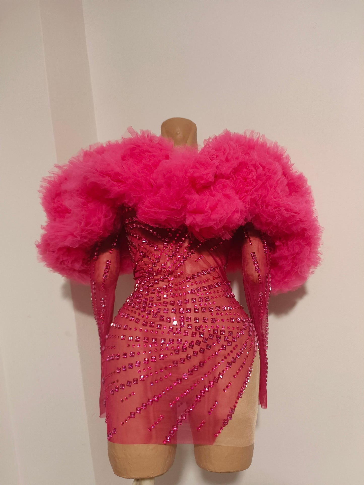 CELESINYI Guose Crystal Hot Pink Ruffle Mini Dress