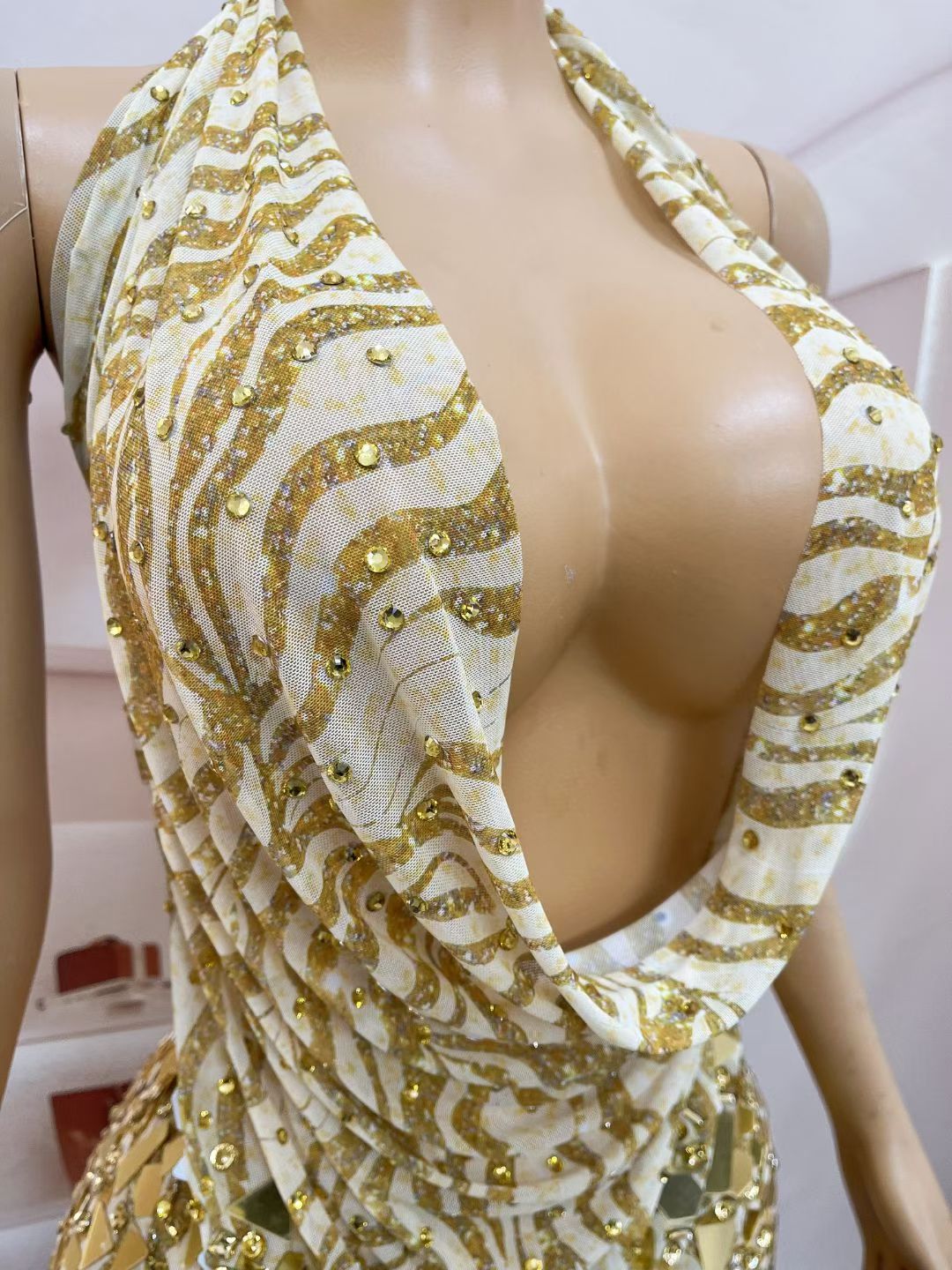 CELESINYI Jinsui Crystal Gold Mirror Mini Dress