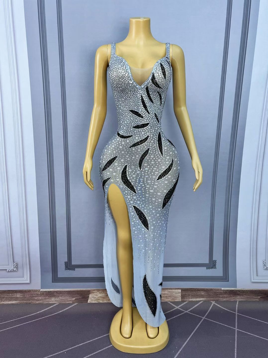 CELESINYI Daoxiaomian Crystal Leaf Print Bodycon Gown
