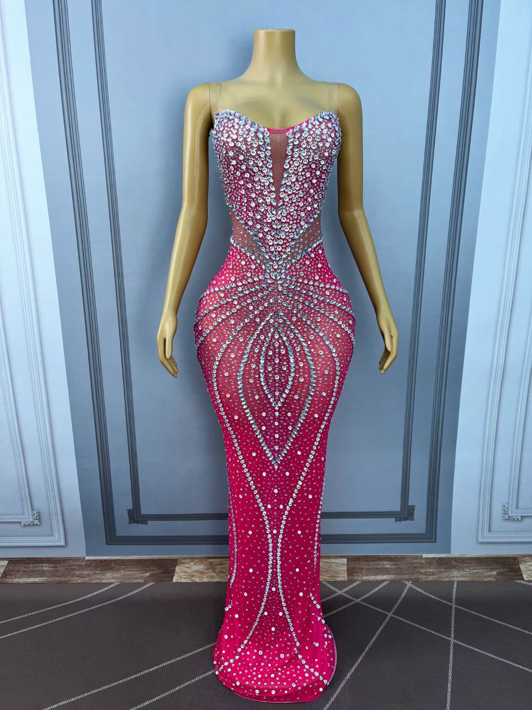 CELESINYI Shuiwang Crystal Fishnet Gown (Rose Red)