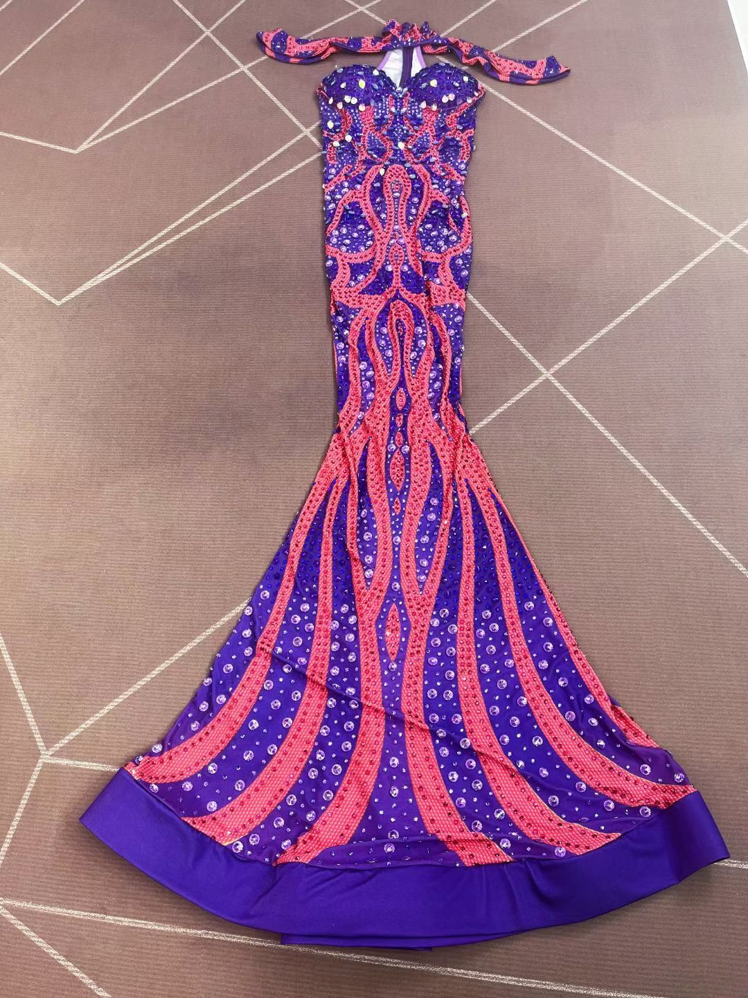 CELESINYI Moyulv Crystal Coral Mermaid Gown (Purple)