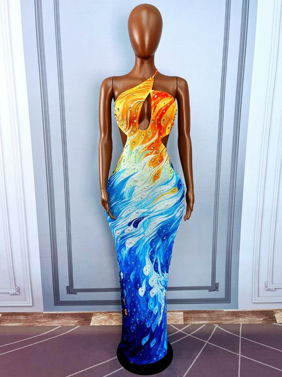 CELESINYI Caiyu Crystal Flame Print One-Shoulder Gown