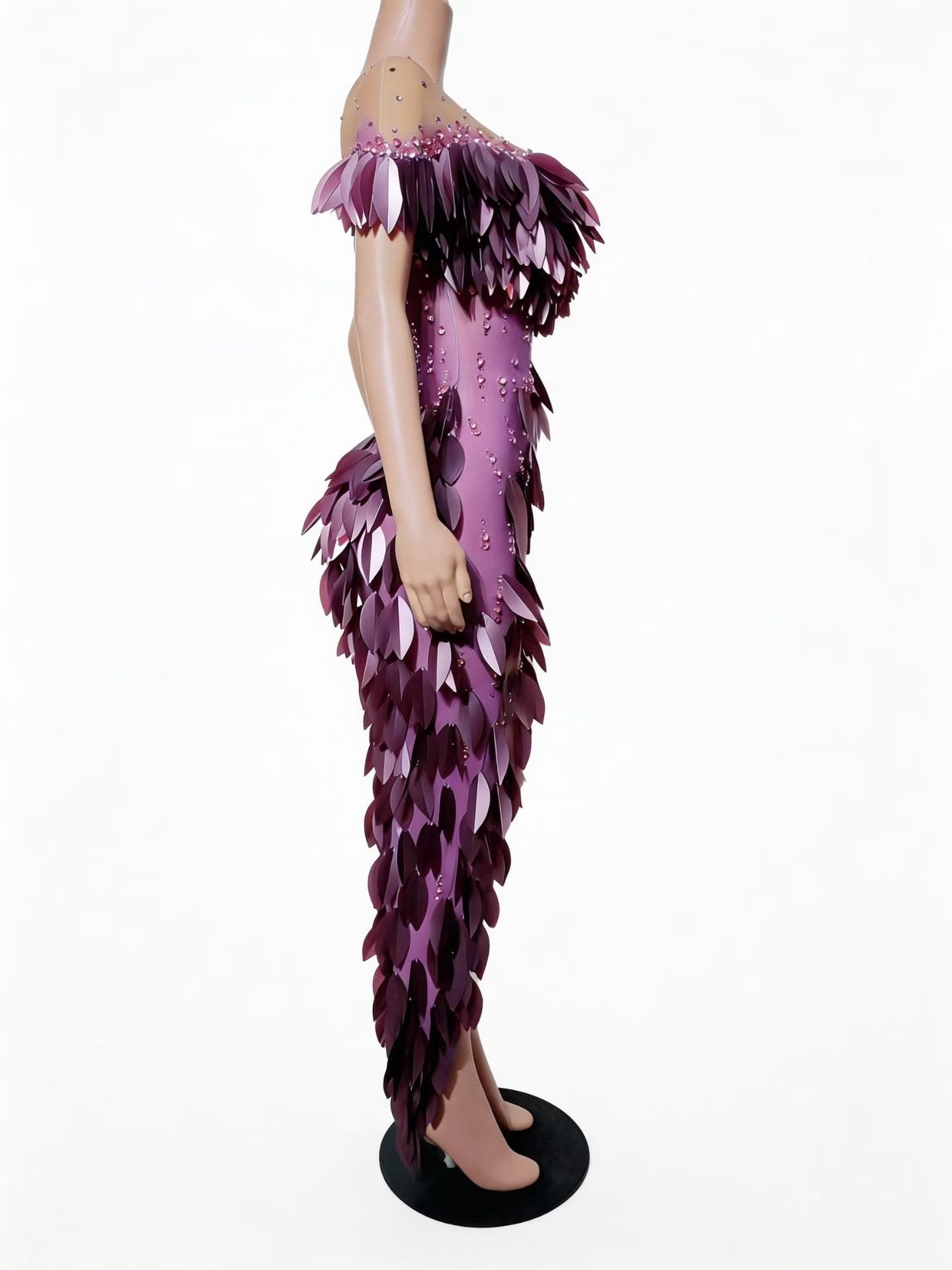 CELESINYI Chanmian Crystal Asymmetric Leaf Gown (Long)