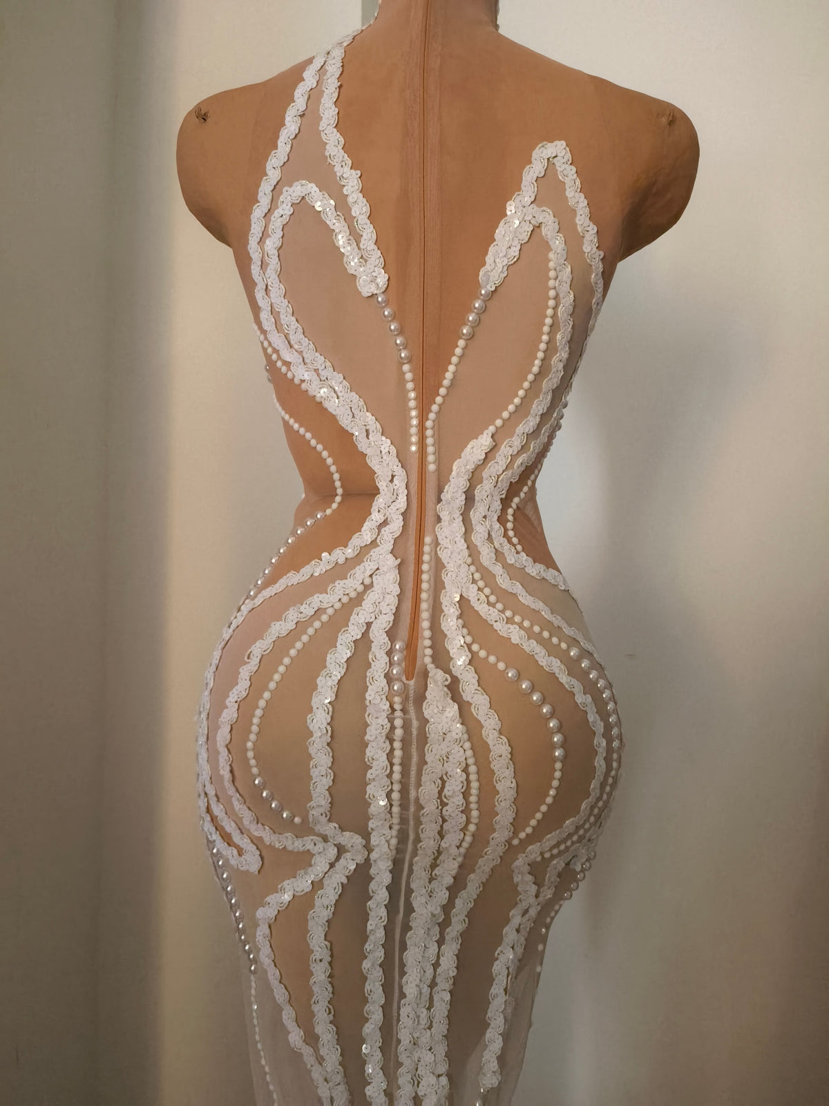 CELESINYI Baizhi Crystal White Pearl Lace Gown
