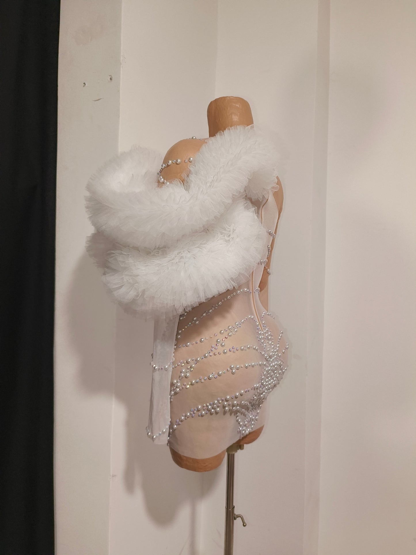 CELESINYI Tianxiang Crystal One Shoulder Mini Dress