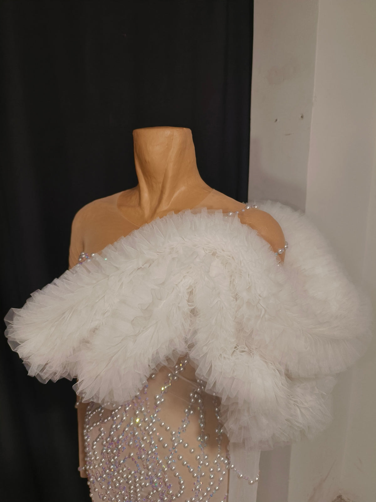 CELESINYI Tianxiang Crystal One Shoulder Mini Dress