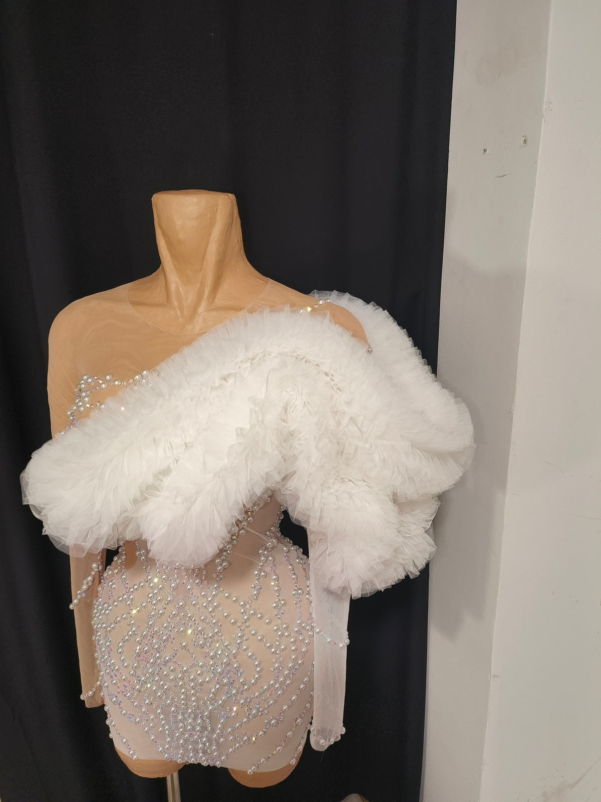 CELESINYI Tianxiang Crystal One Shoulder Mini Dress