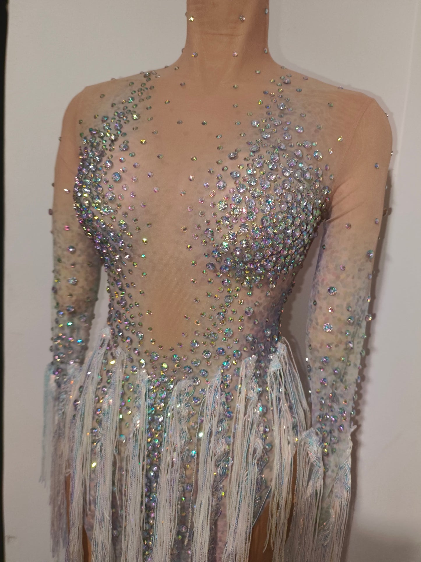 CELESINYI Mihuan Crystal Iridescent Fringe Bodysuit