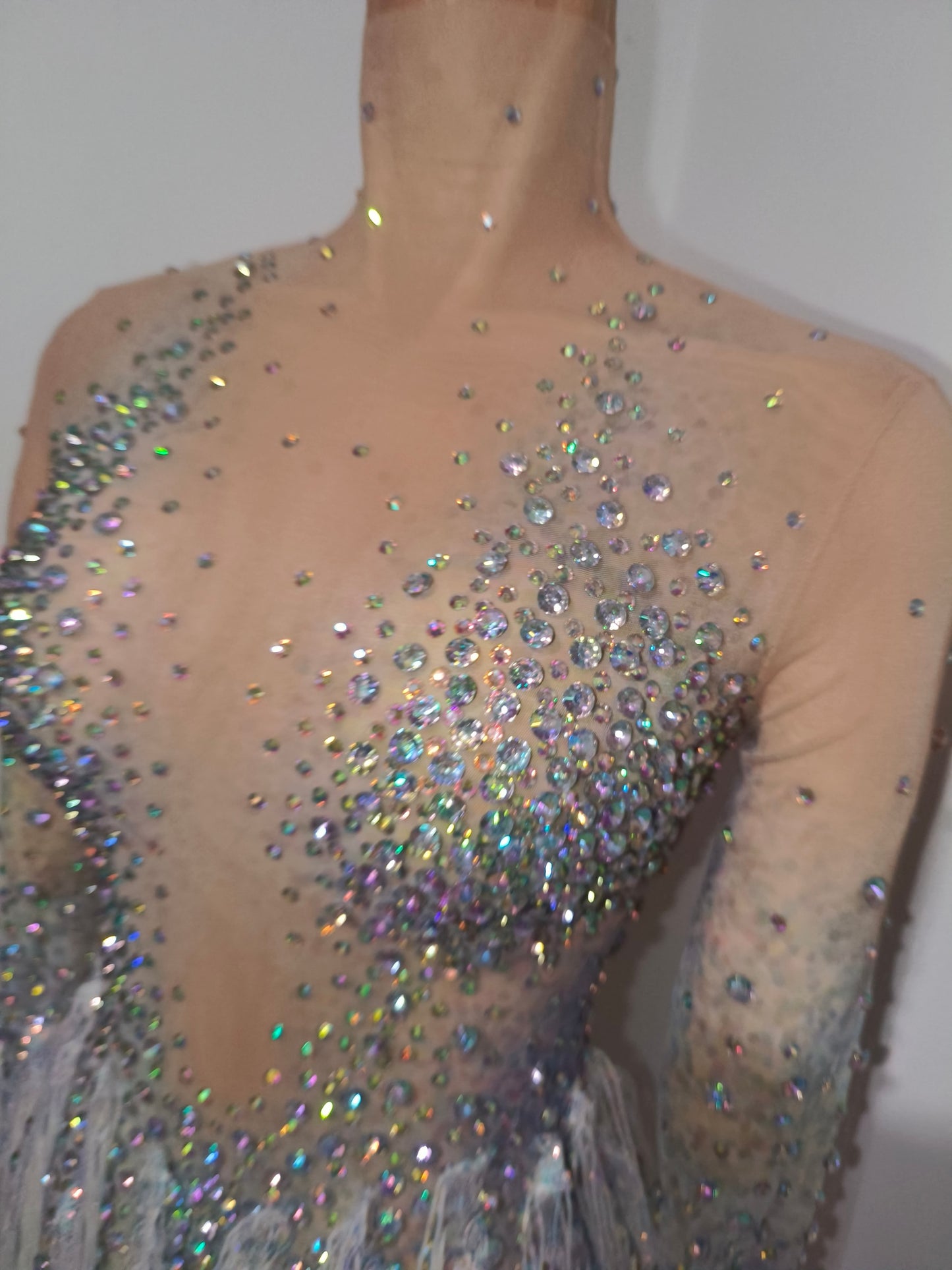CELESINYI Mihuan Crystal Iridescent Fringe Bodysuit