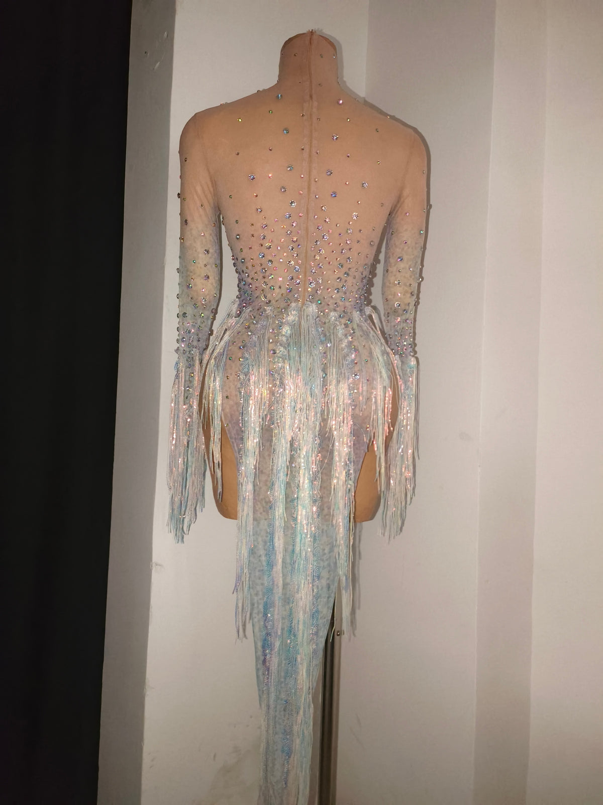 CELESINYI Mihuan Crystal Iridescent Fringe Bodysuit