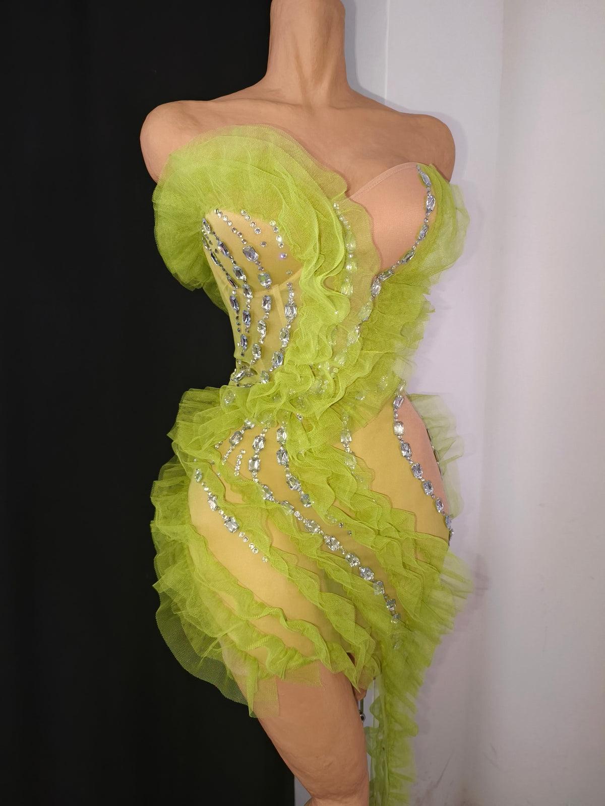 CELESINYI Shuizao Crystal Lime Ruffle Mini Dress