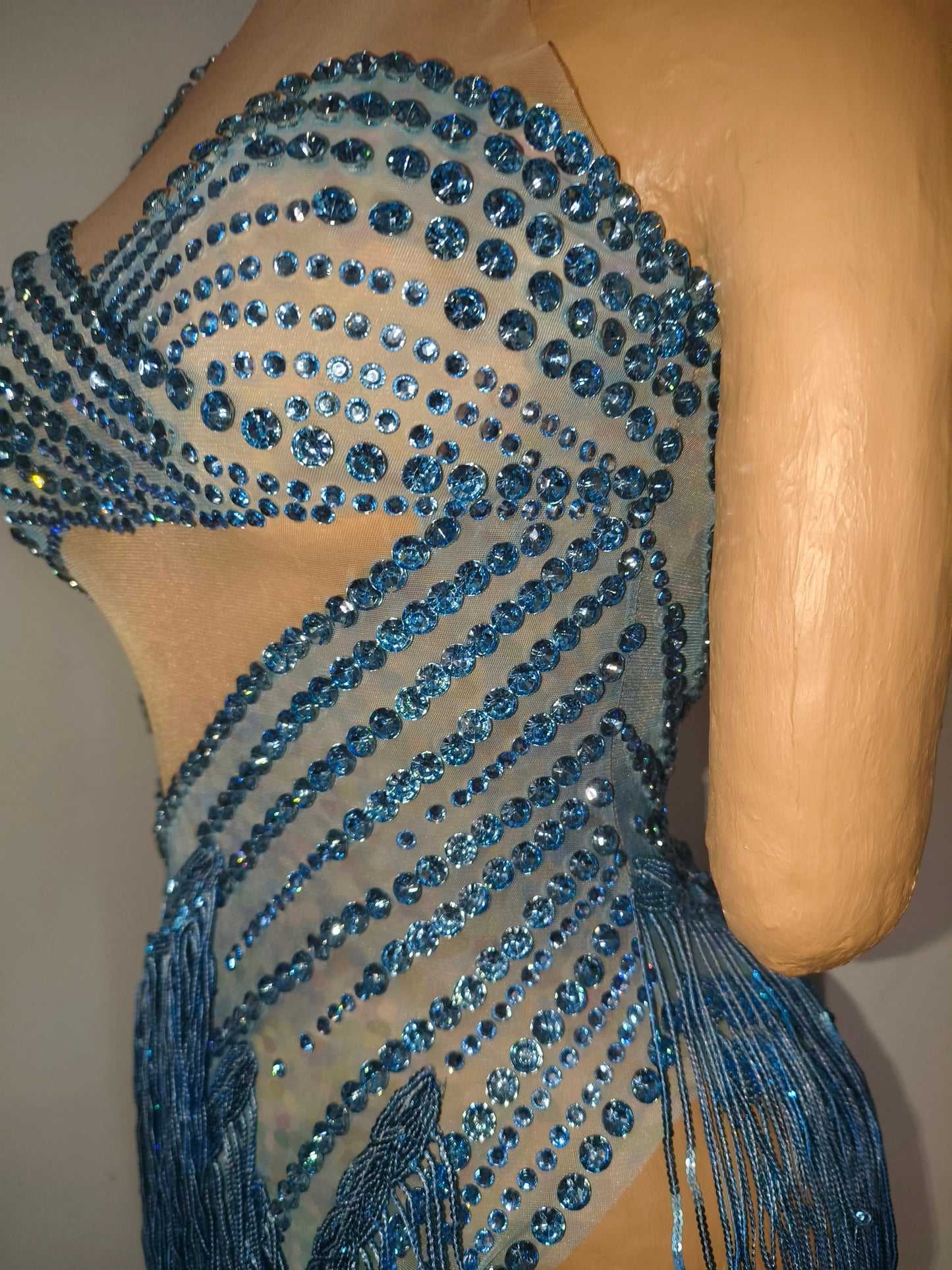 CELESINYI Qingche Crystal Ice Blue Fringe Mini Dress