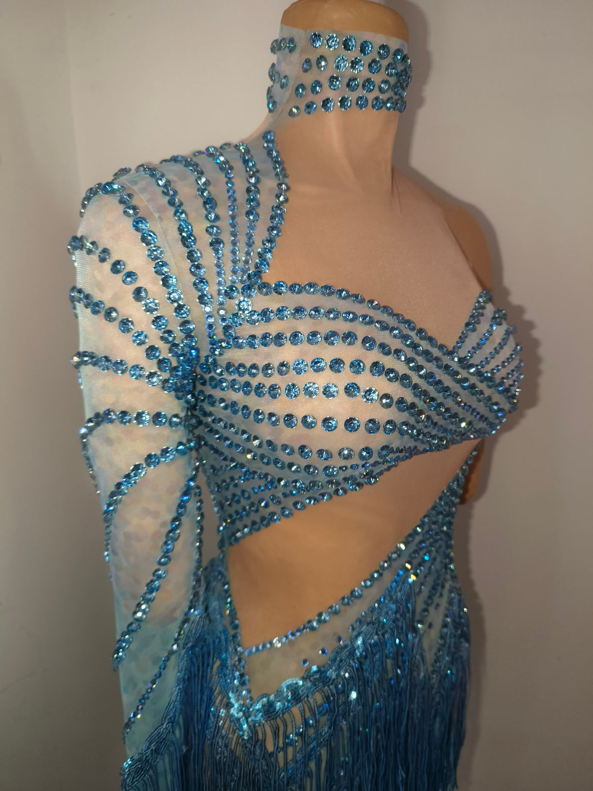 CELESINYI Qingche Crystal Ice Blue Fringe Mini Dress
