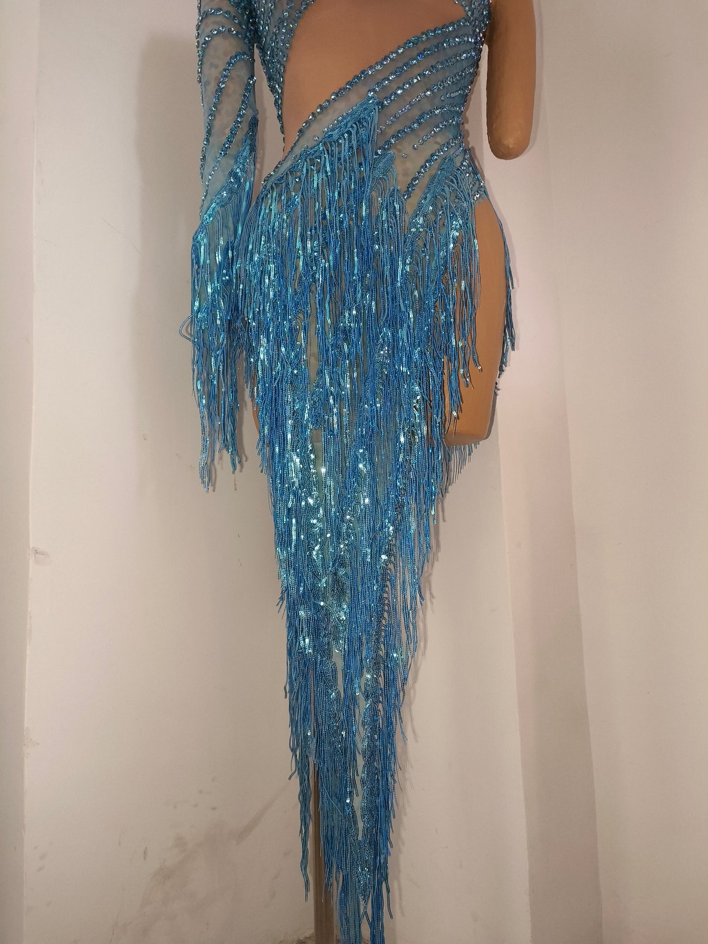 CELESINYI Qingche Crystal Ice Blue Fringe Mini Dress