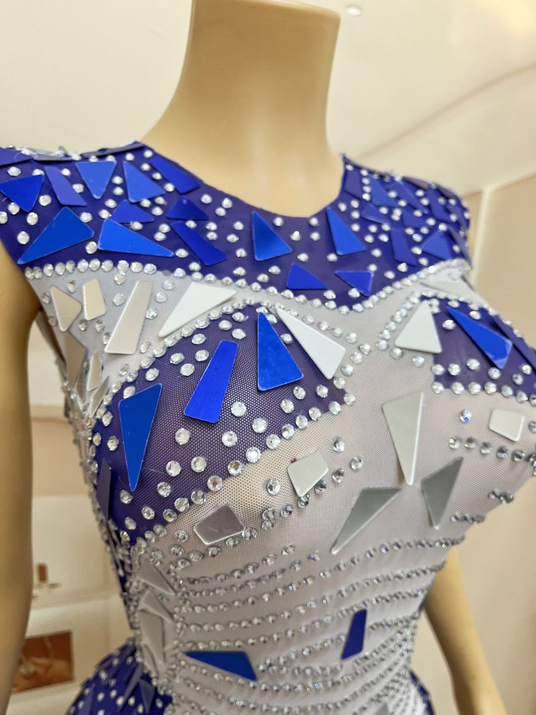 CELESINYI Liangpianmaitian Crystal Geometric Mirror Gown