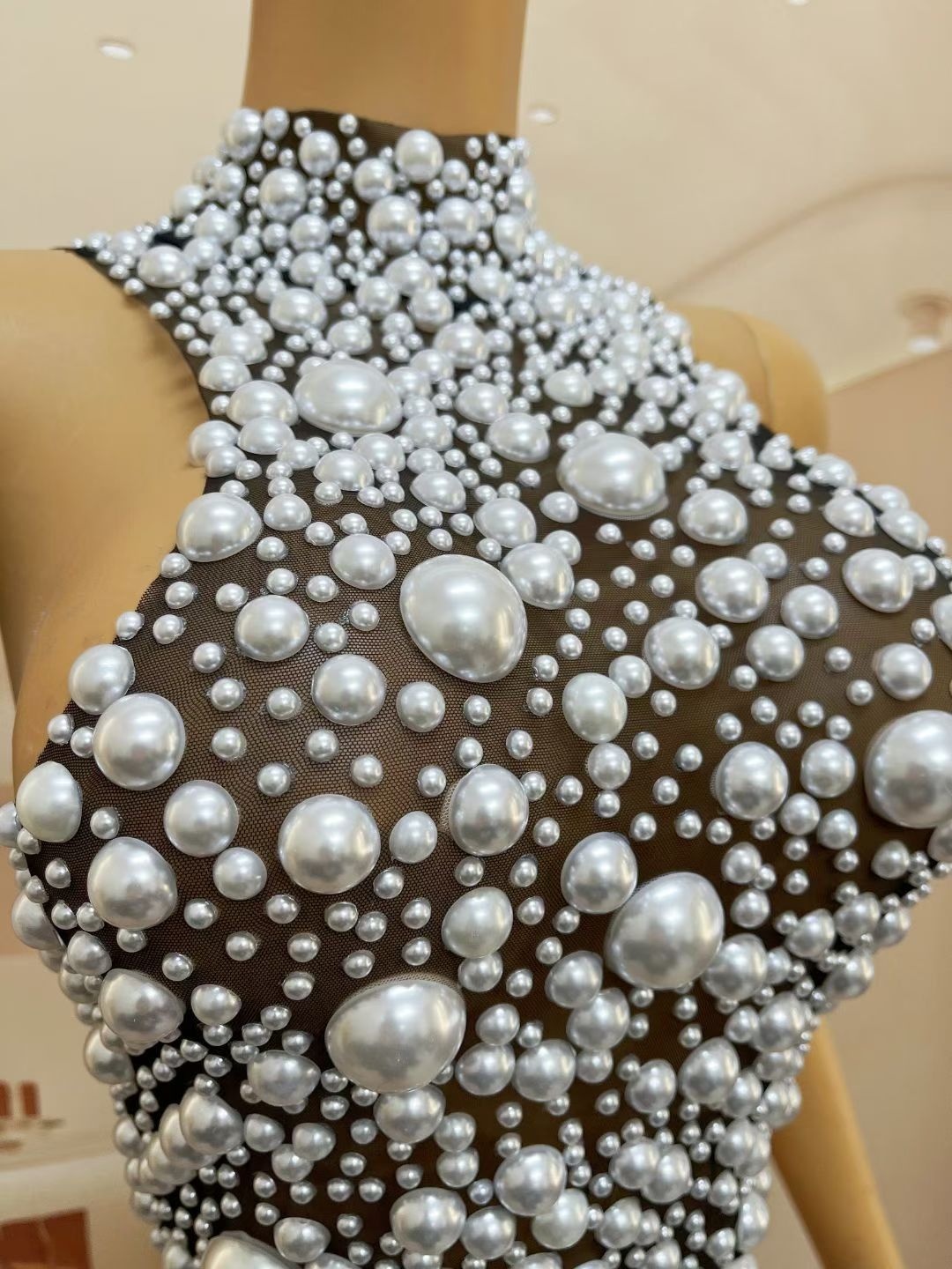 CELESINYI Dazhu Crystal Black Pearl Bodysuit