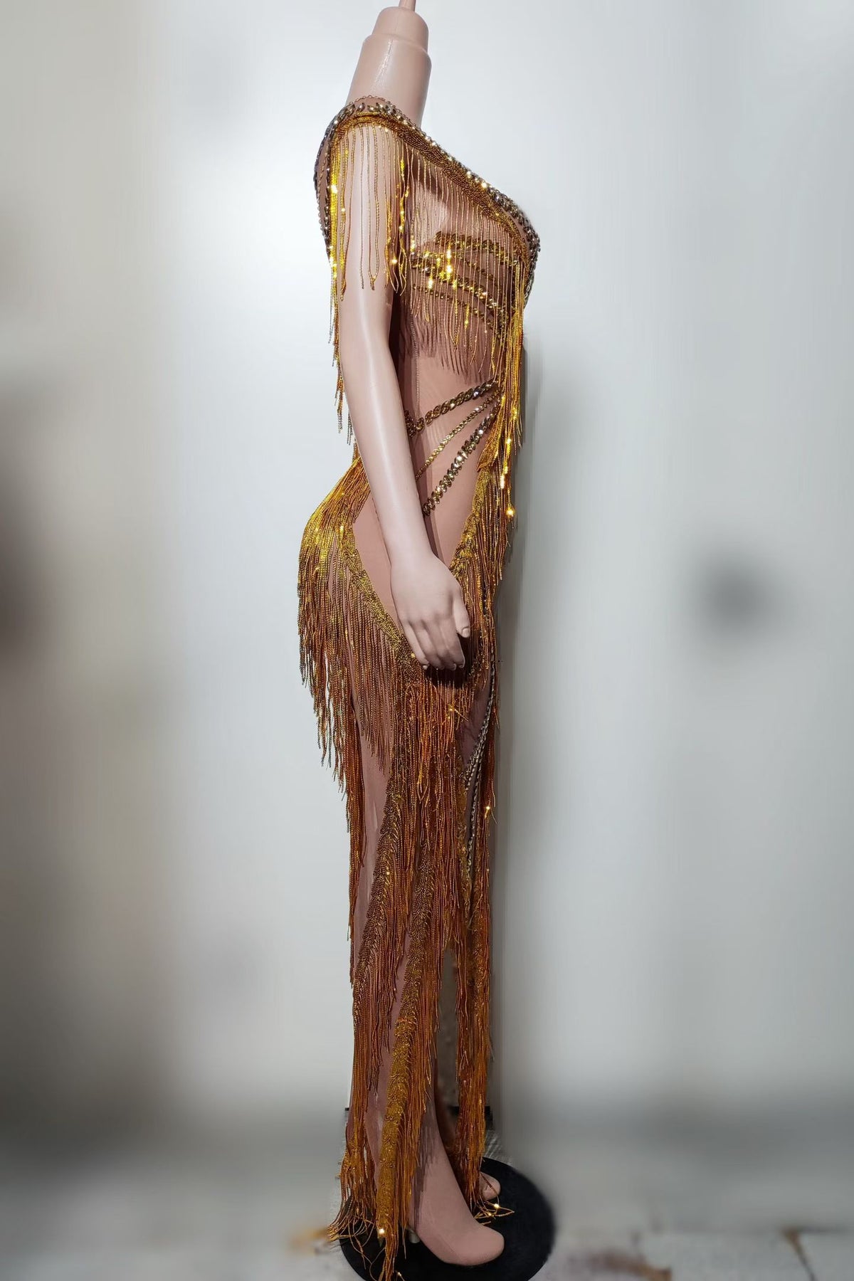 CELESINYI Shexian Crystal Gold Fringe Gown