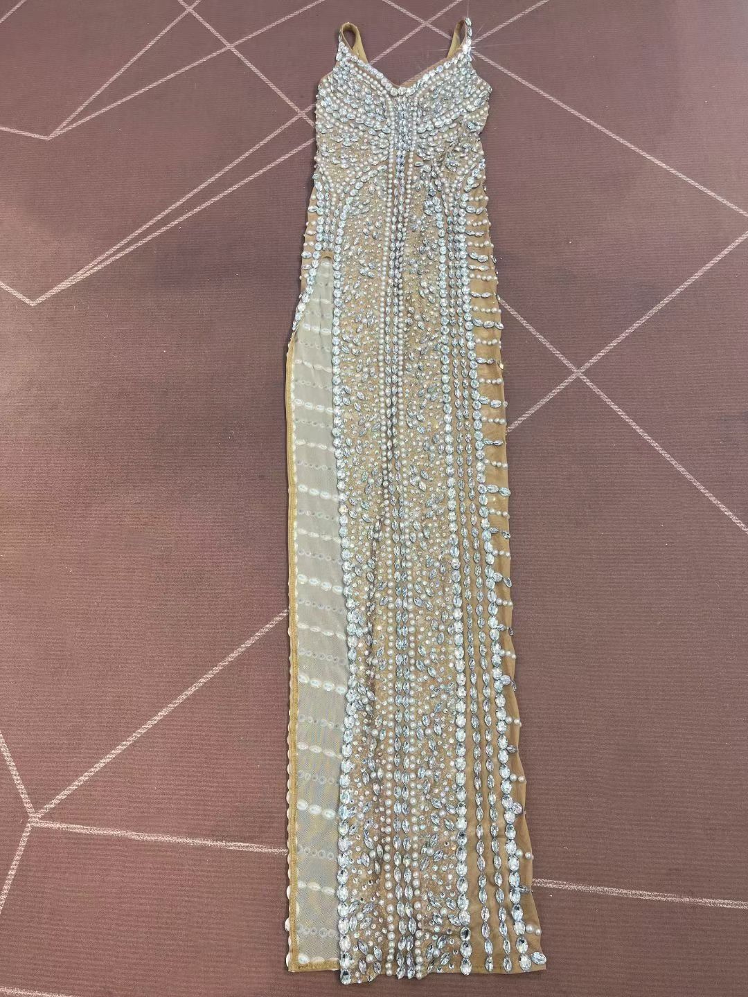 CELESINYI Dankai Crystal Pearl High Slit Gown