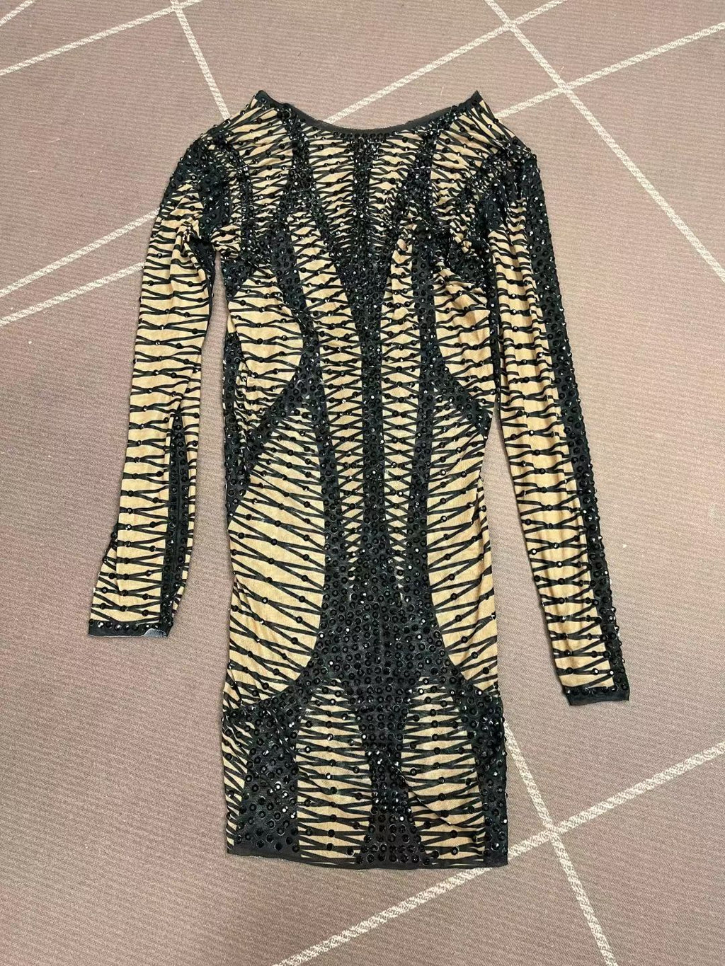 CELESINYI Hedianxian Crystal Black Wire Mini Dress
