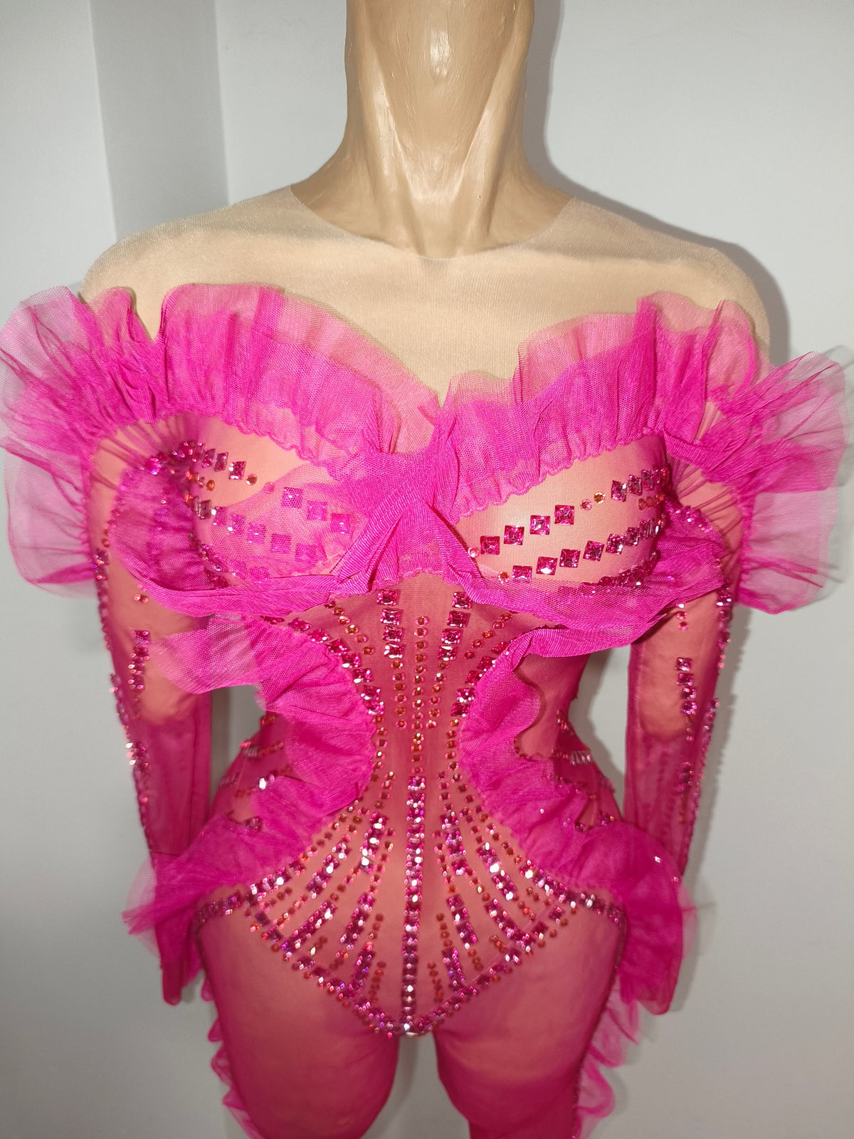 CELESINYI Huahun Crystal Fuchsia Ruffle Catsuit