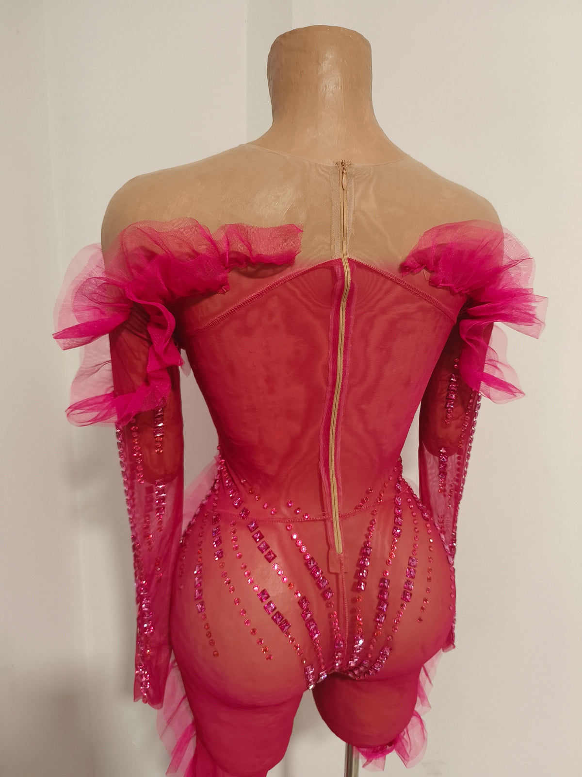 CELESINYI Huahun Crystal Fuchsia Ruffle Catsuit