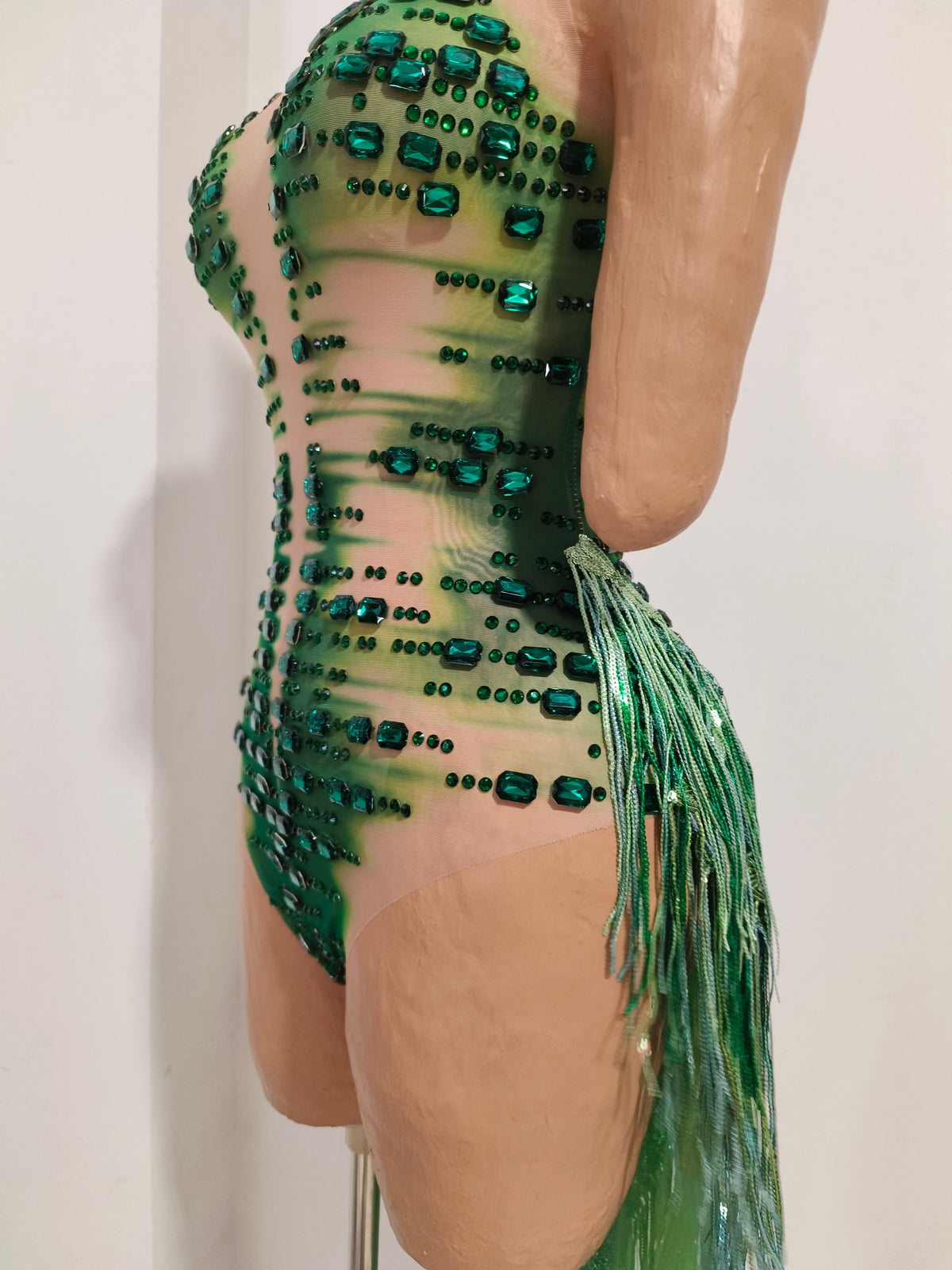 CELESINYI Zacao Crystal Emerald Fringe Bodysuit