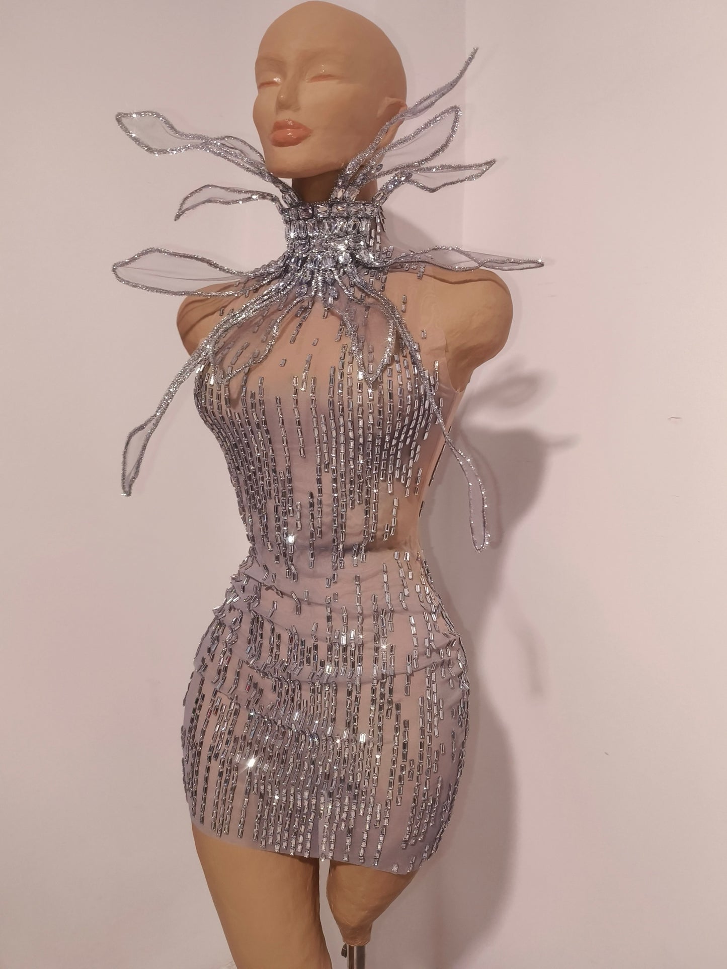 CELESINYI Mengya Crystal Wing Collar Mini Dress