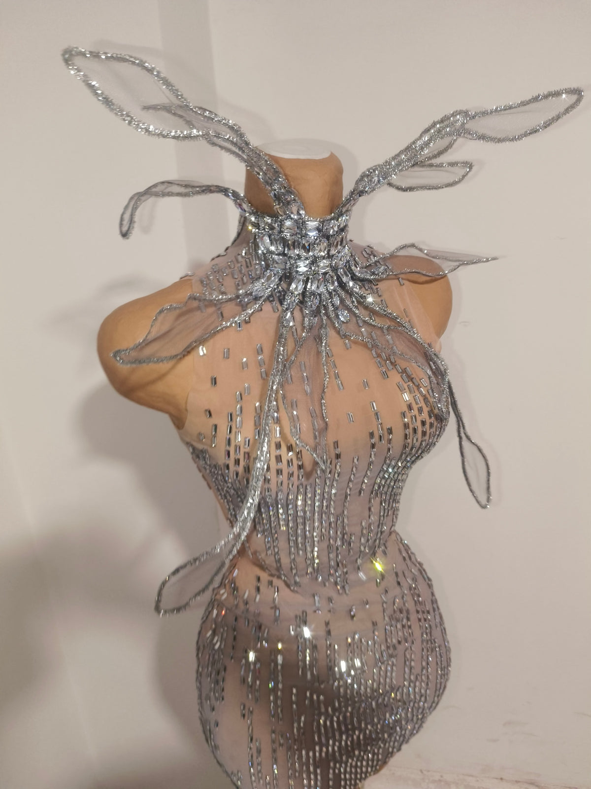 CELESINYI Mengya Crystal Wing Collar Mini Dress