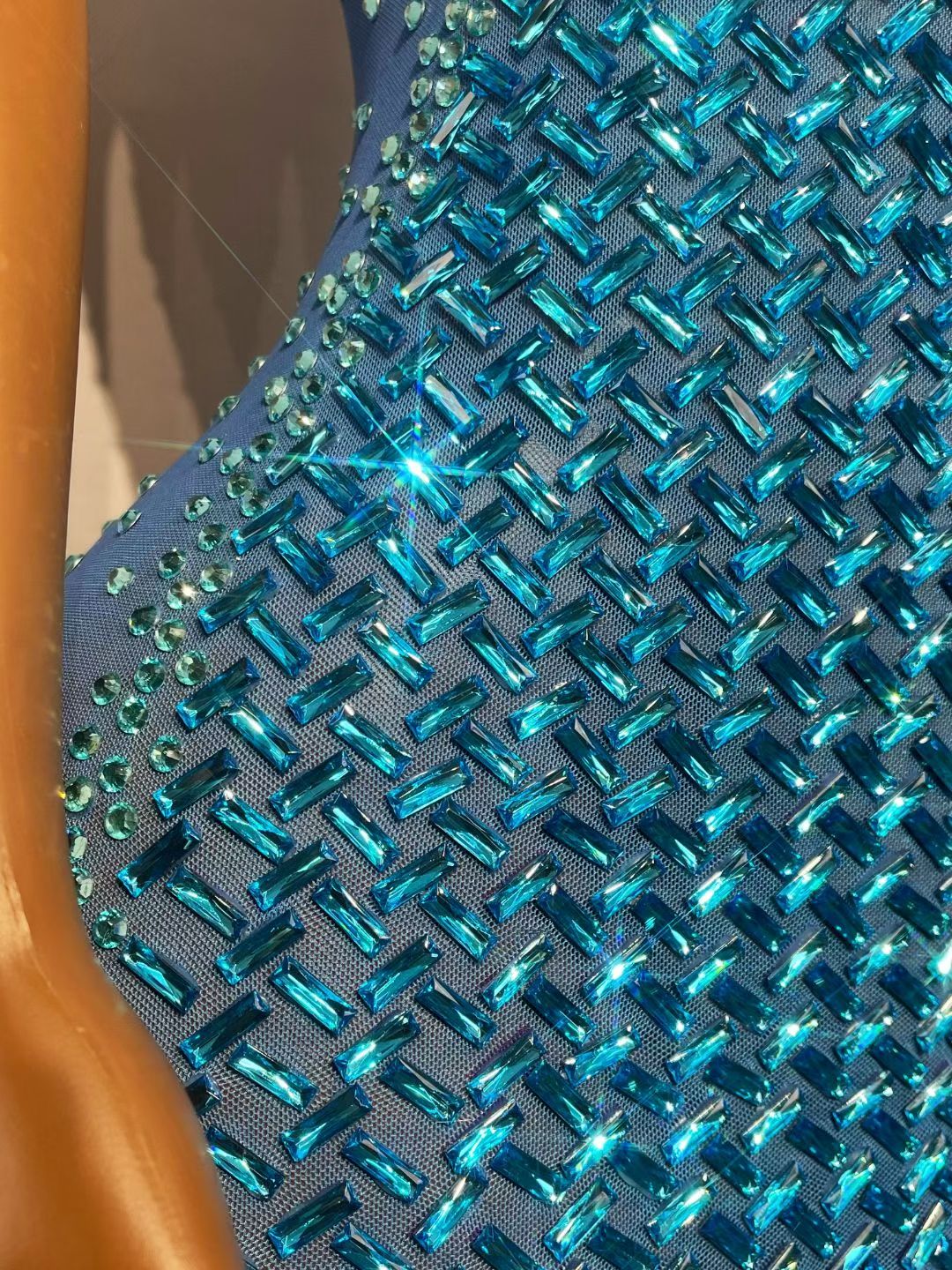 CELESINYI Xiaoxi Crystal Blue Herringbone Gown