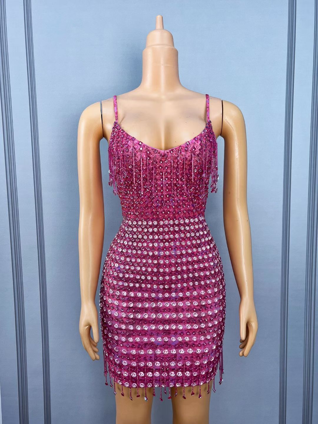 CELESINYI Fenhuopo Crystal Fuchsia Fringe Mini Dress