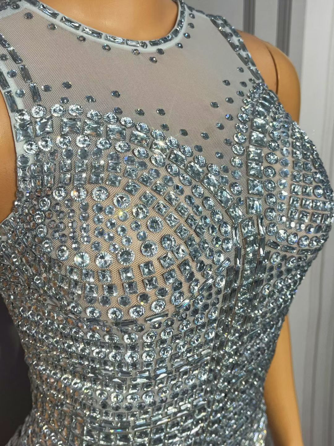 CELESINYI Zuanshijia Crystal Diamond Armor Mini Dress