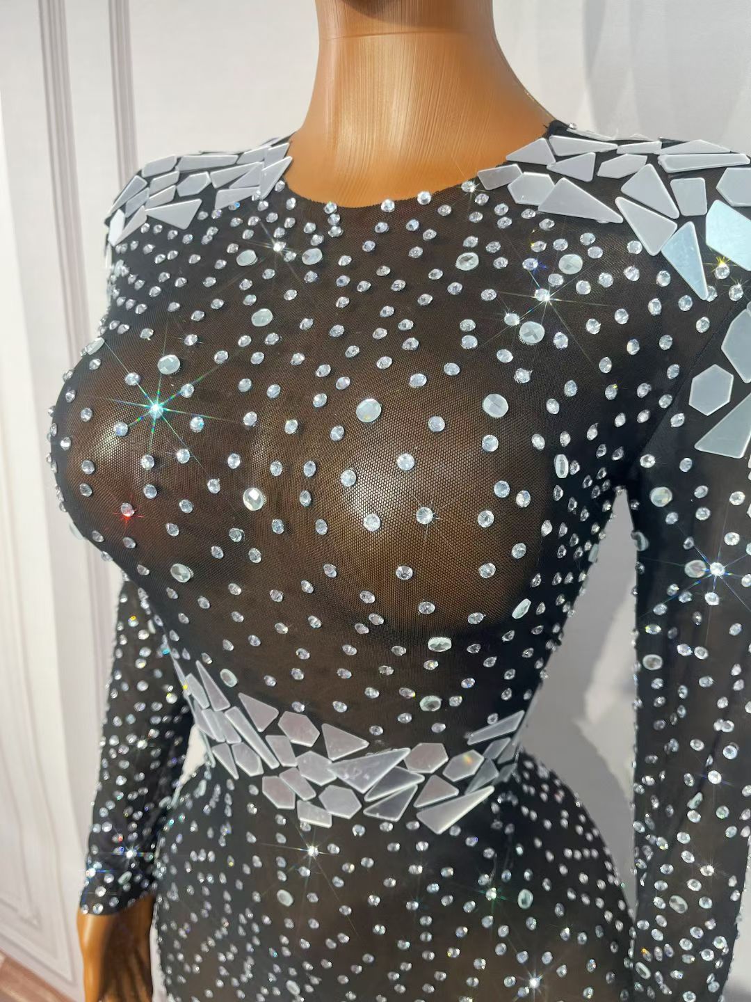 CELESINYI Huadai Crystal Mirror Belt Gown