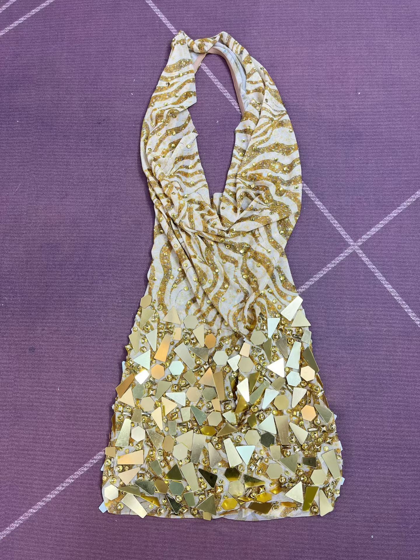 CELESINYI Jinsui Crystal Gold Open Back Mini Dress