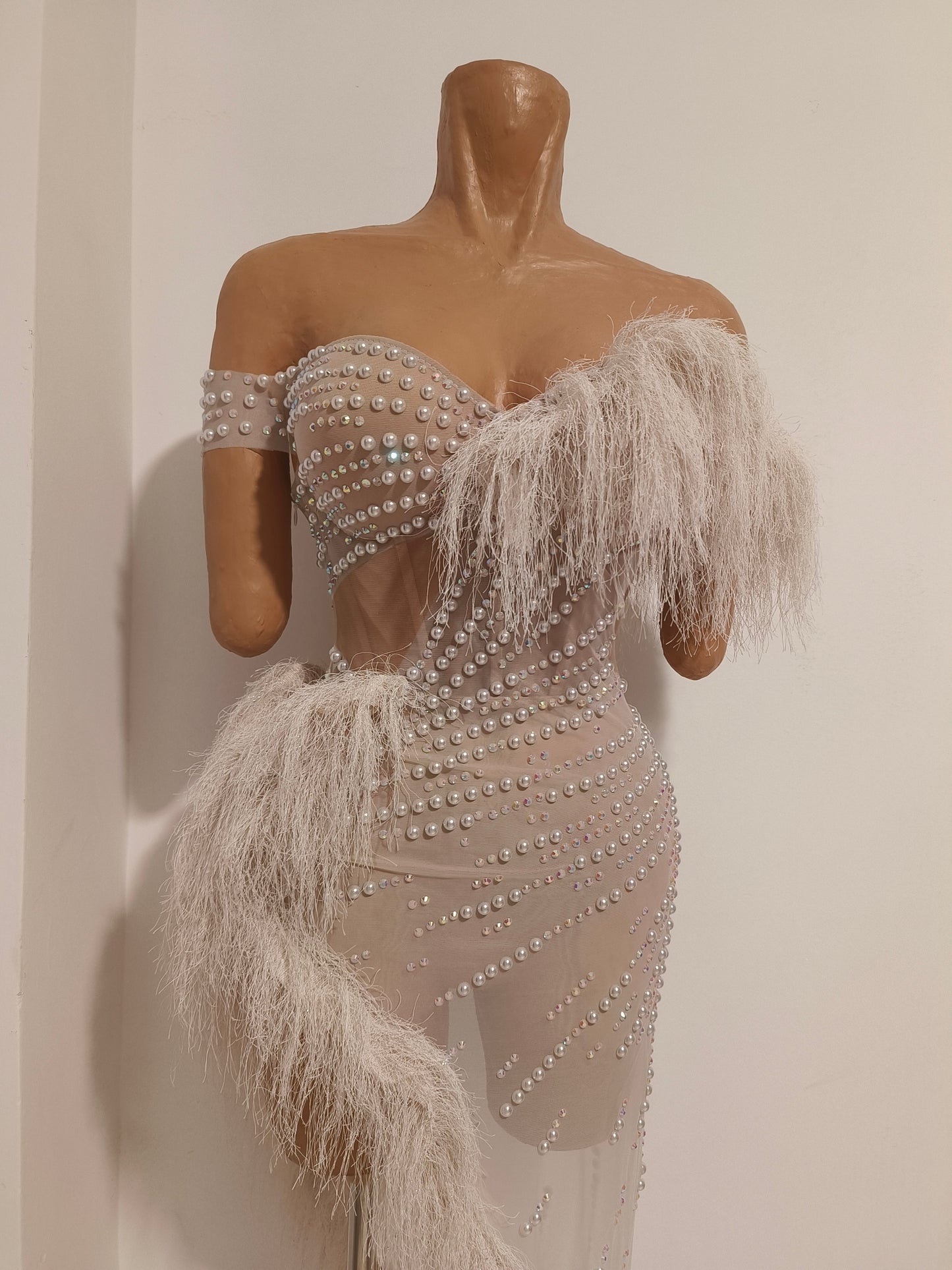 CELESINYI Yanwo Crystal Pearl Feather Mermaid Gown