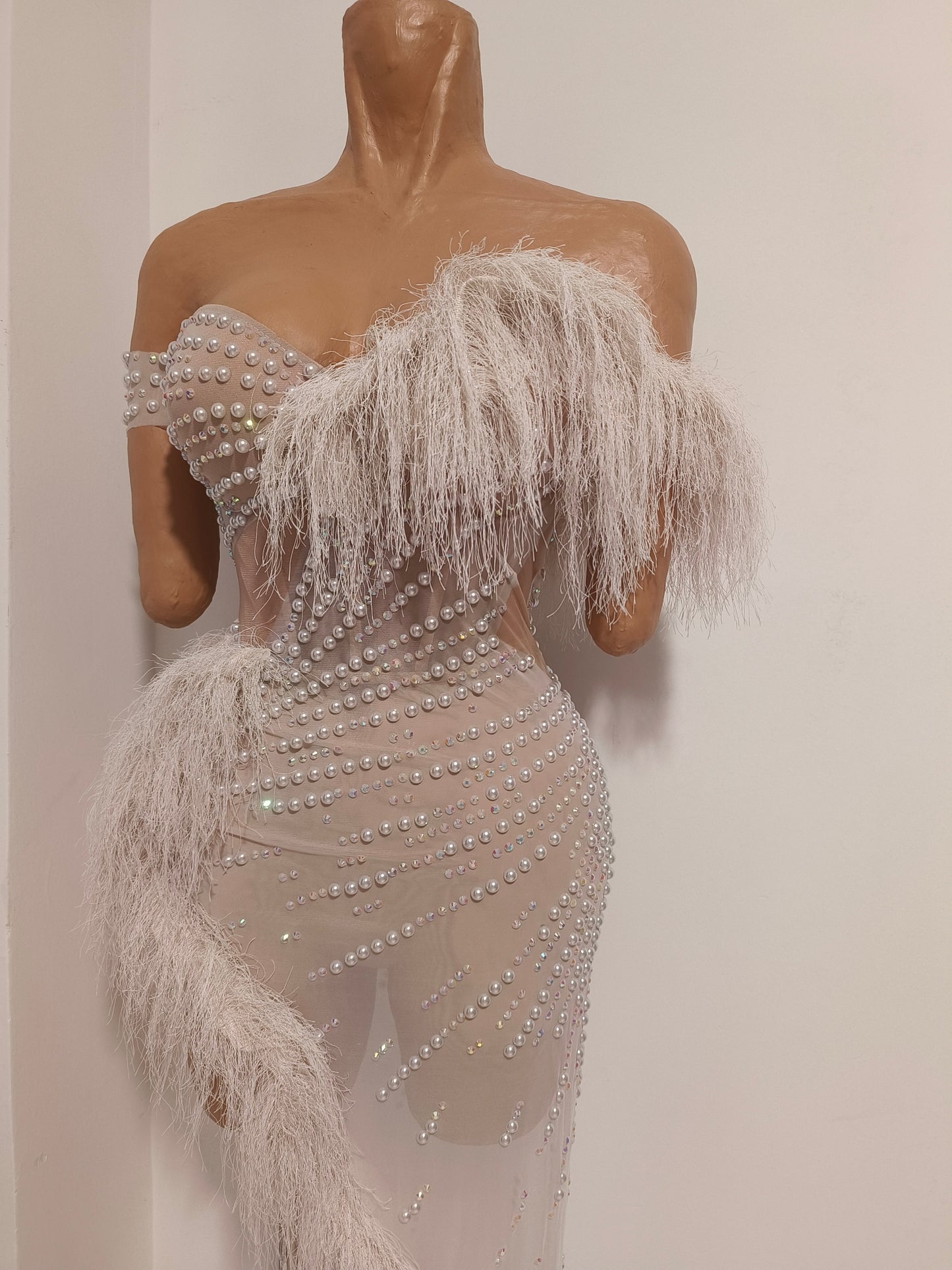 CELESINYI Yanwo Crystal Pearl Feather Mermaid Gown