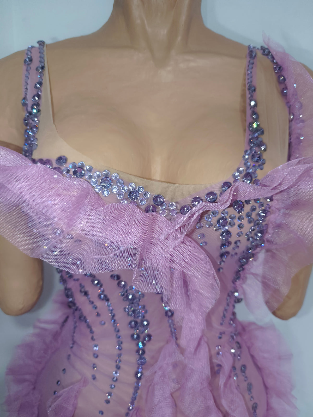CELESINYI Xiangling Crystal Lavender Ruffle Mini Dress