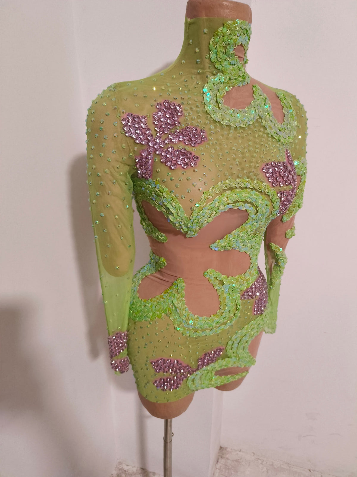 CELESINYI Chunhua Crystal Green Floral Bodysuit