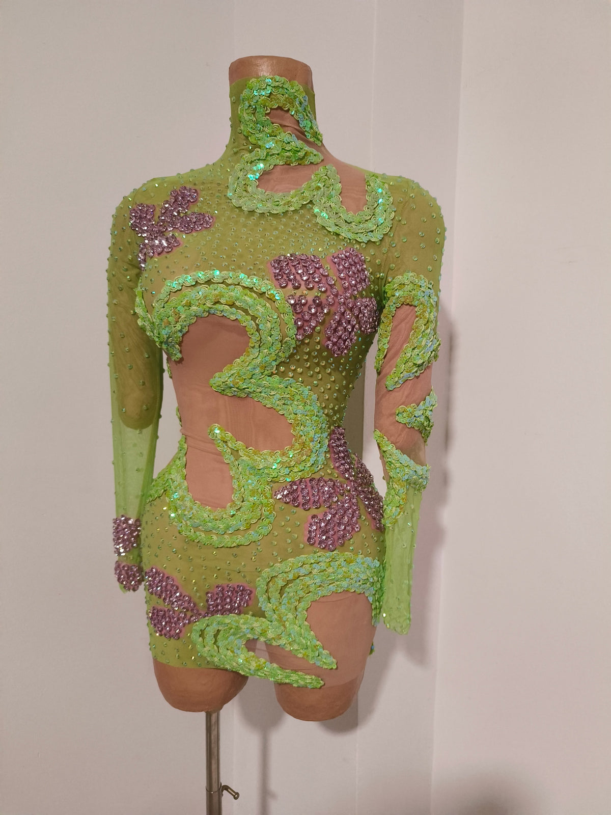 CELESINYI Chunhua Crystal Green Floral Bodysuit