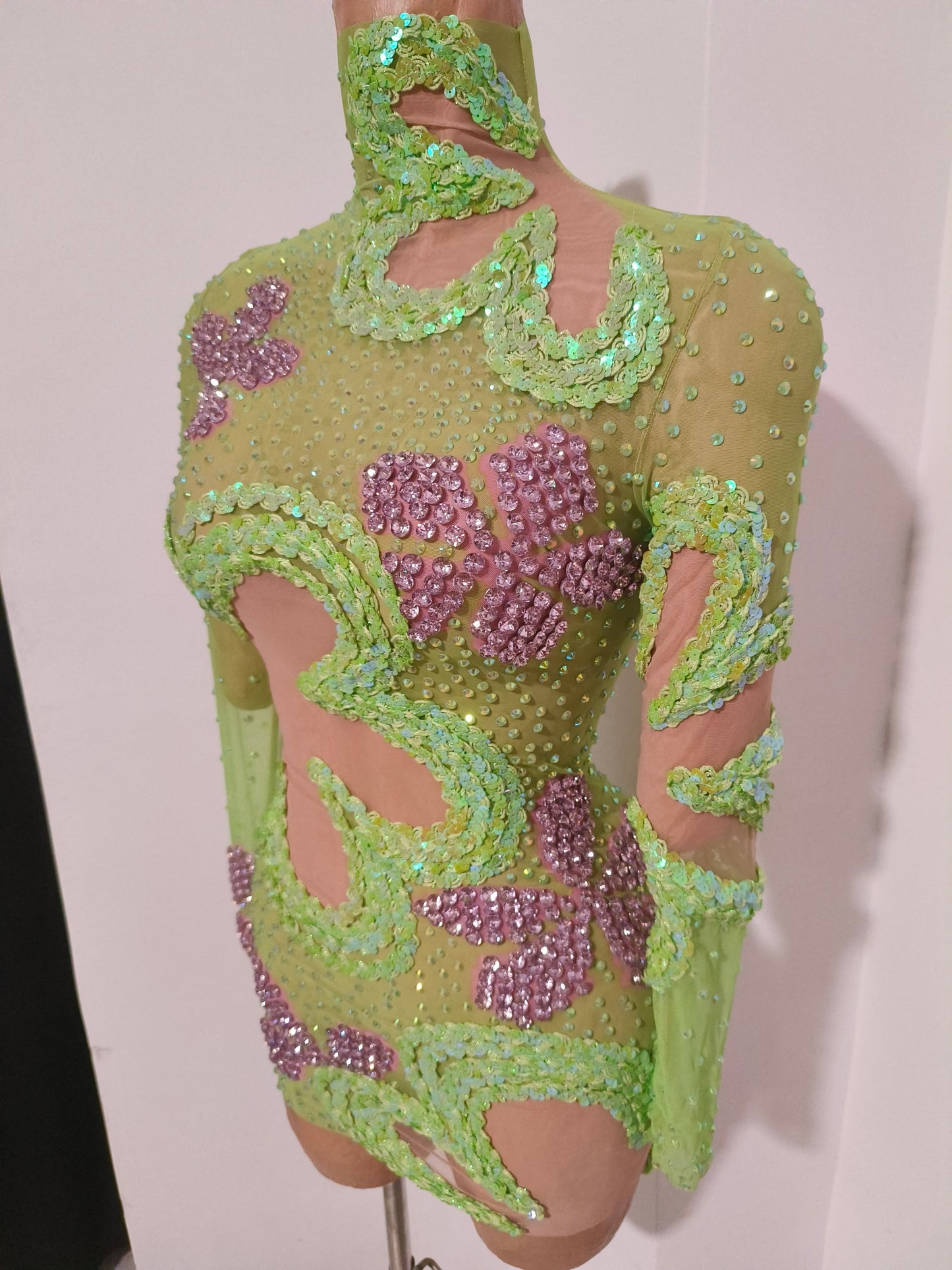 CELESINYI Chunhua Crystal Green Floral Bodysuit