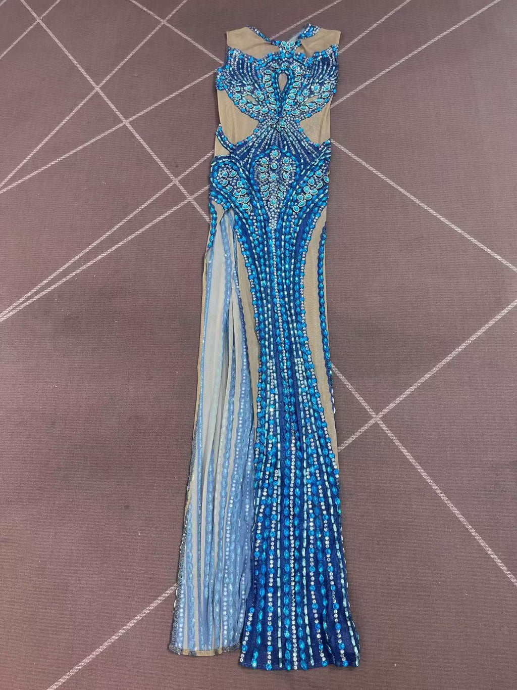 CELESINYI Lanshuicai Crystal Aqua Slit Gown
