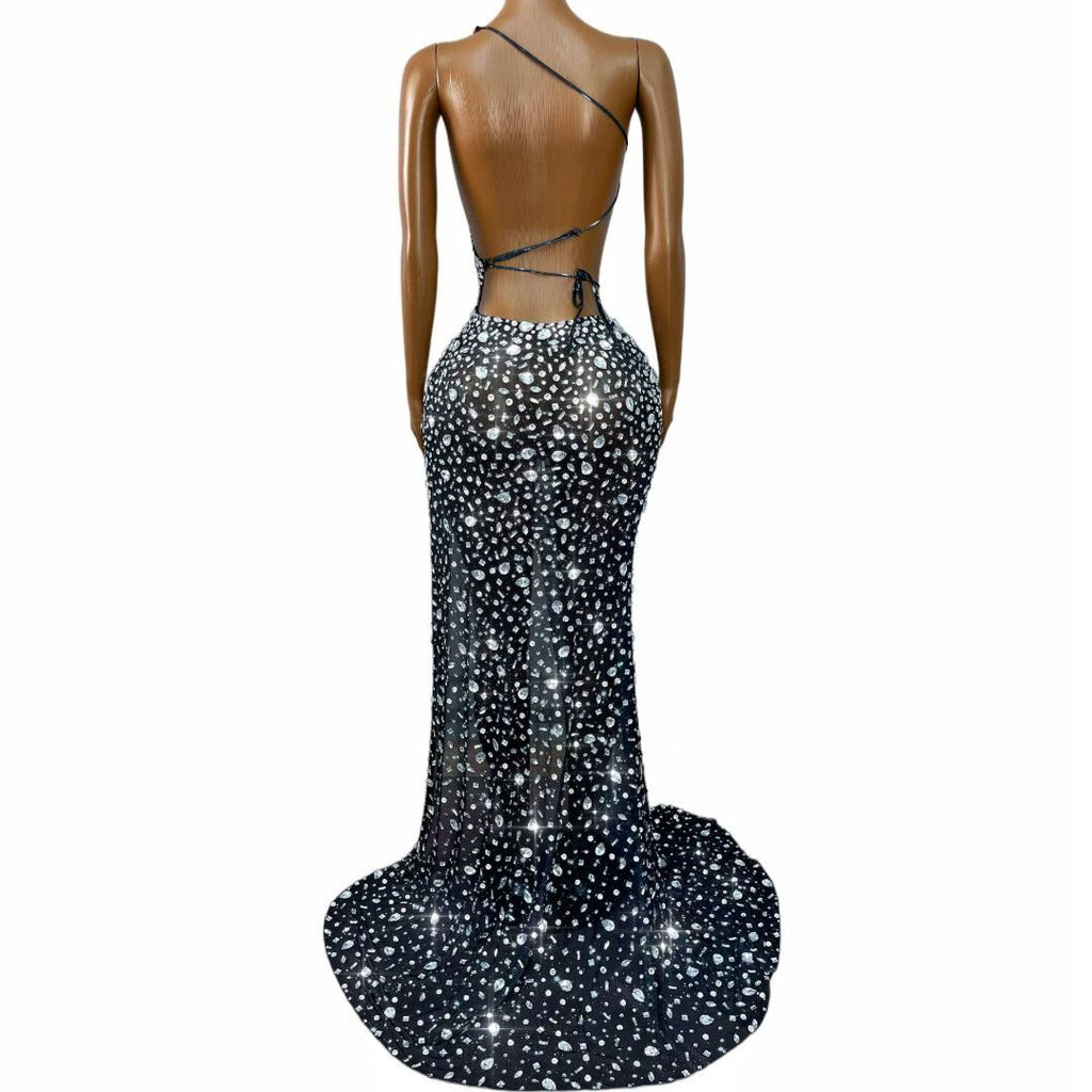 CELESINYI Xiaomanyao Crystal One-Shoulder Cutout Gown