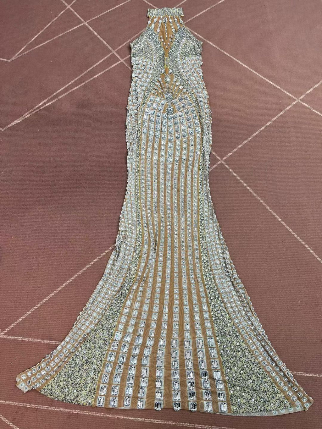 CELESINYI Jinyinsuyi Crystal Silver Gown