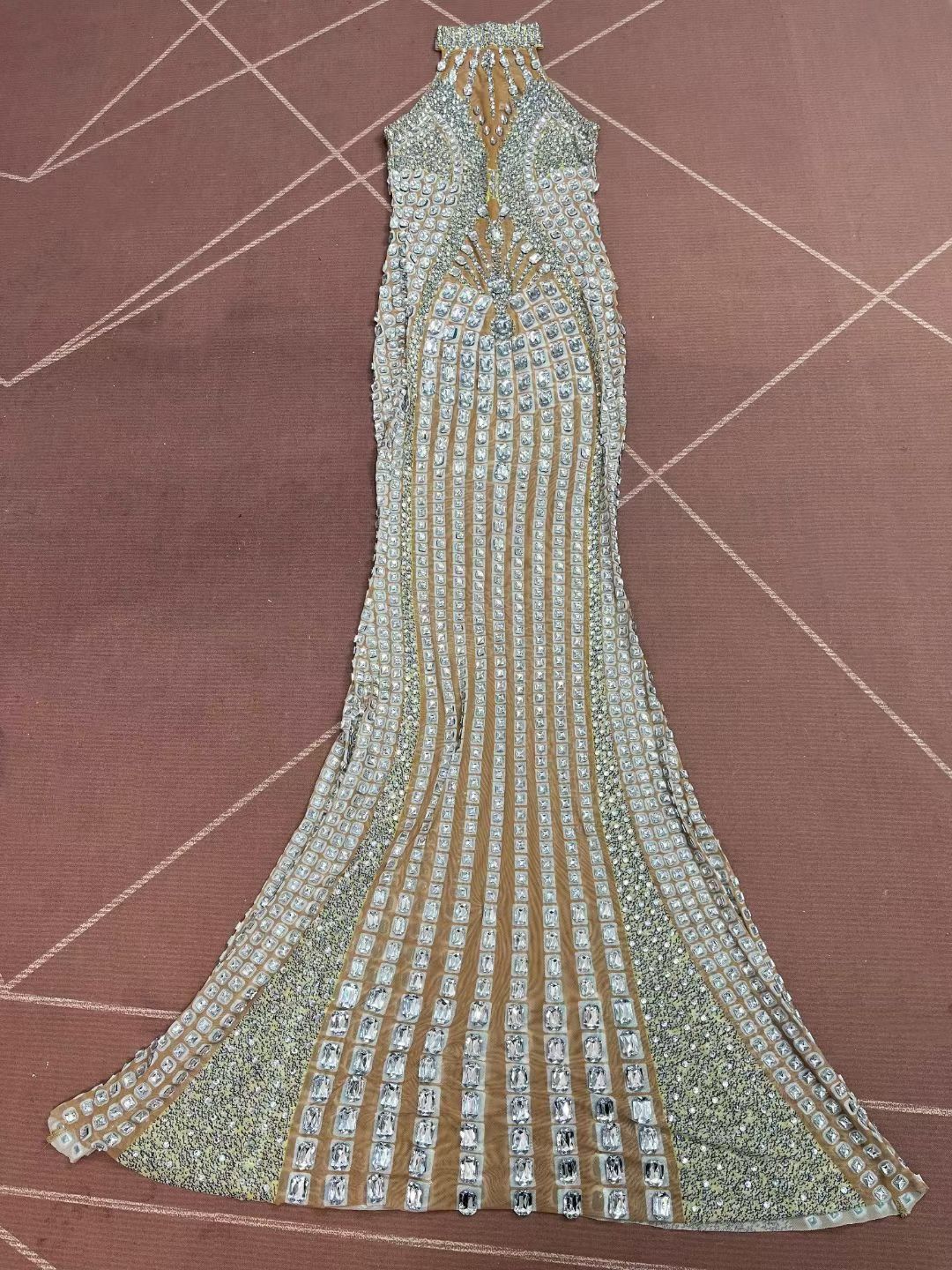 CELESINYI Jinyinsuyi Crystal Silver Gown